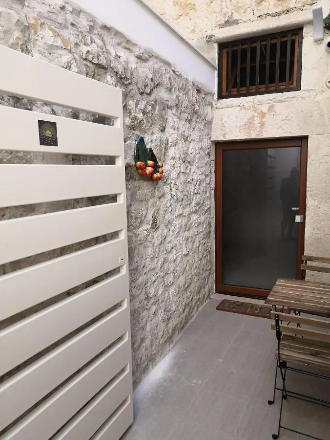 Dimhora Bed and Breakfast Giovinazzo Bed & Breakfast